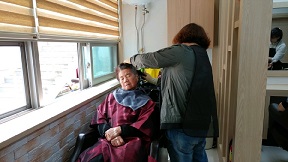 4.26미용실2.jpg
