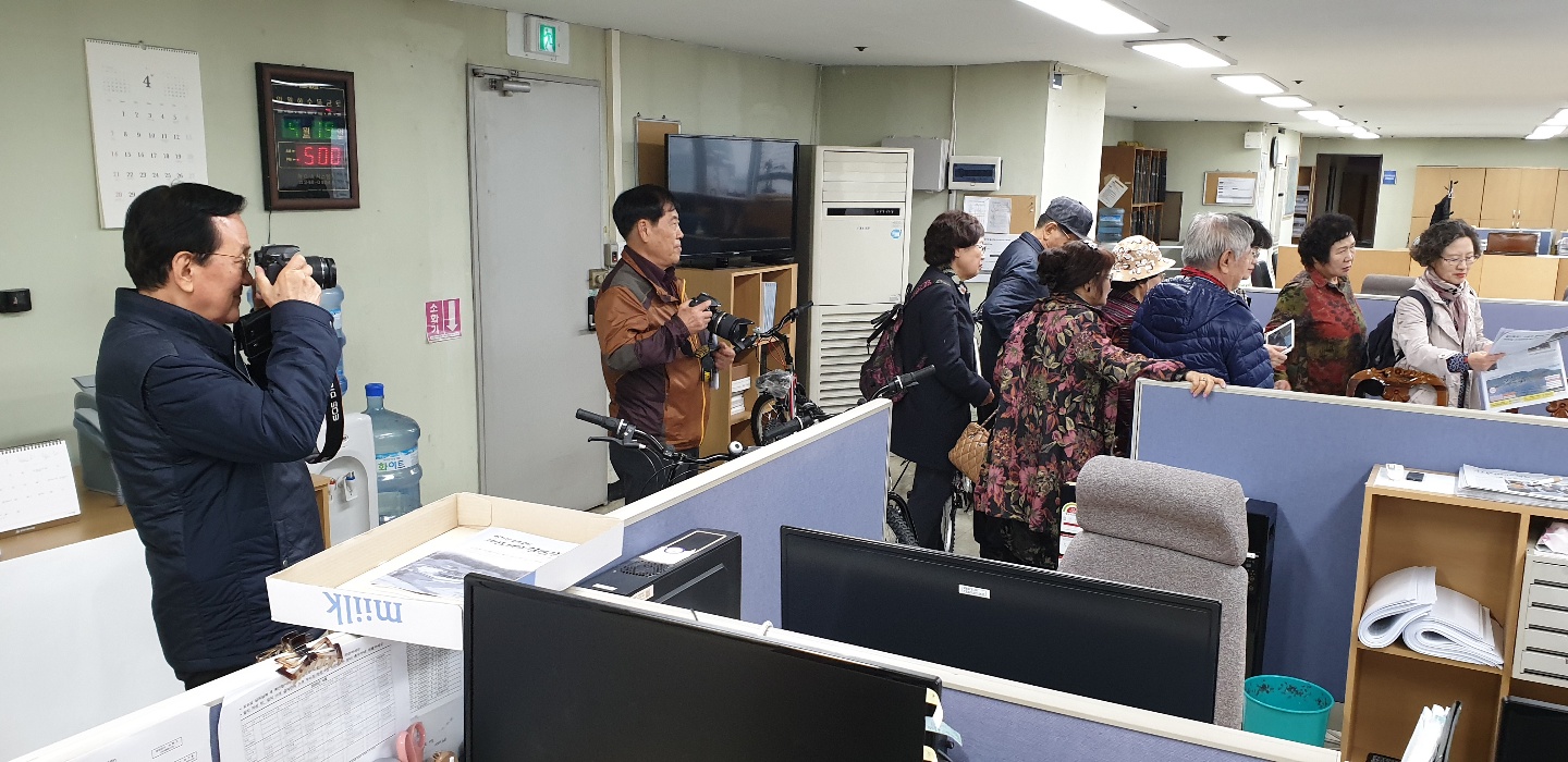 2019.04 (4).jpg