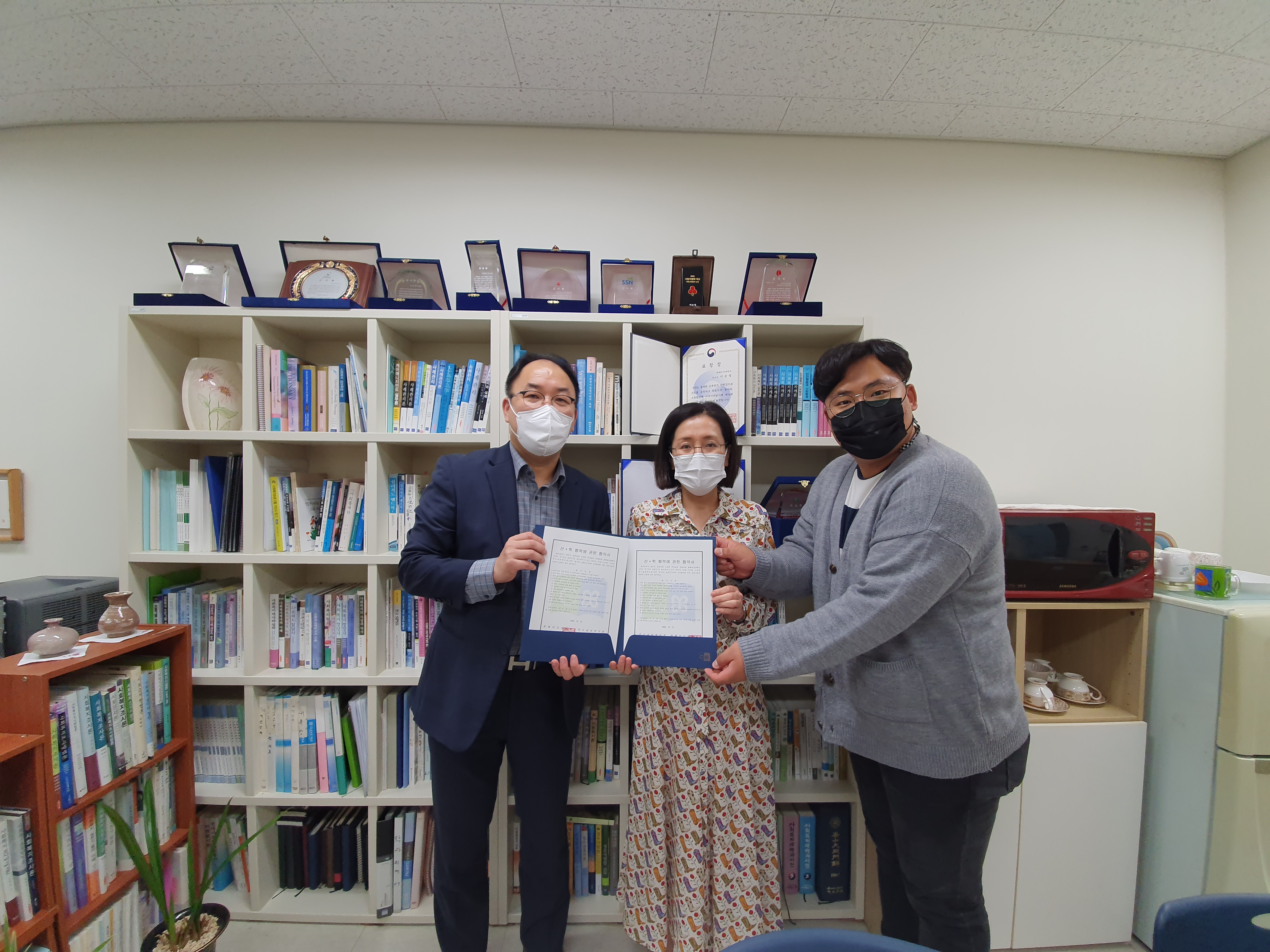 KakaoTalk_20201013_113438162_01.jpg